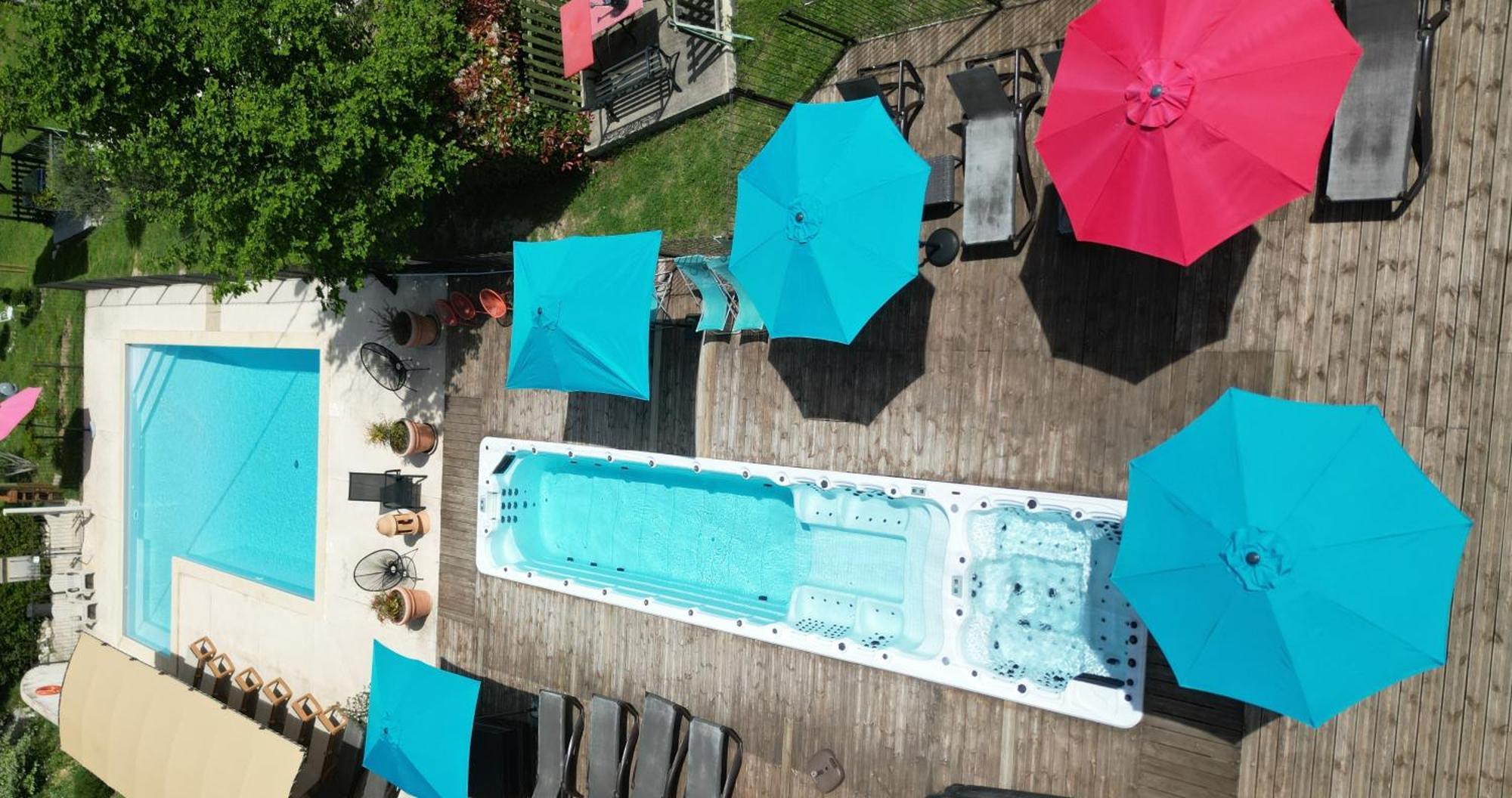 L'Oustaou Du Luberon Et Spa Villelaure Exterior foto